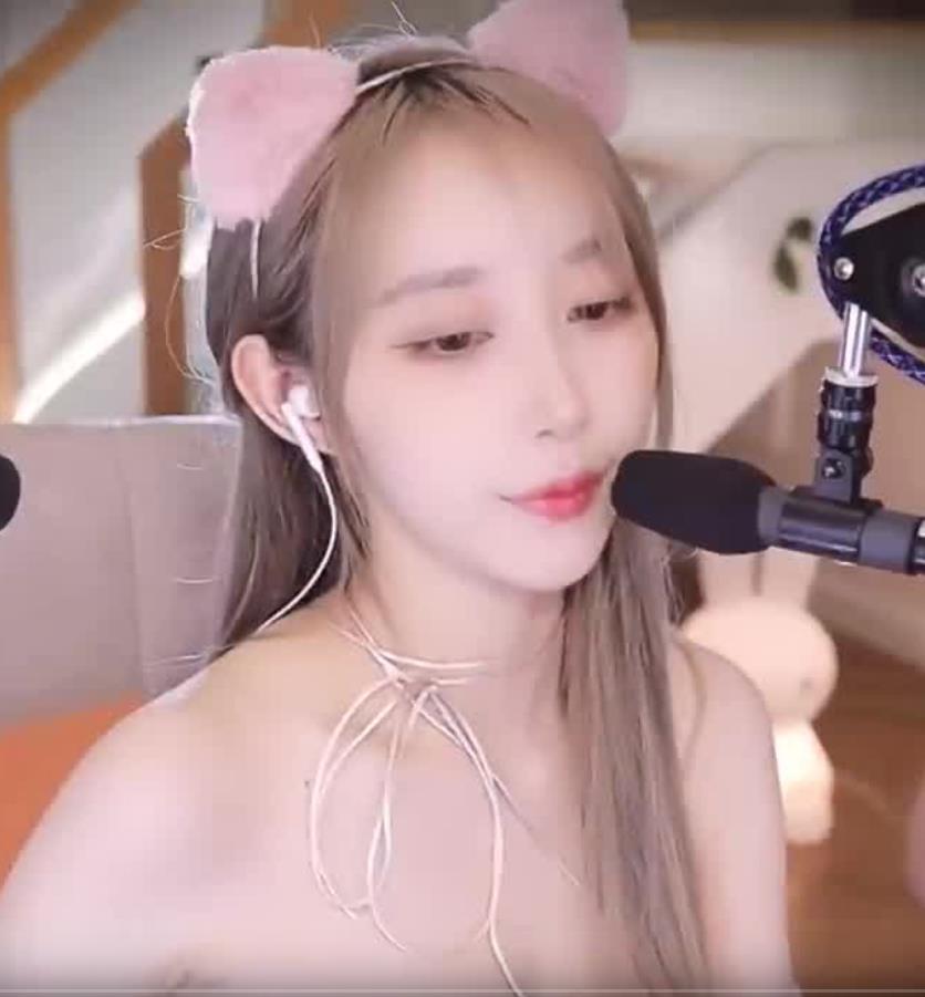 12090543.jpg ASMR 3D小剧场:深夜加班回家的男朋友周童潼